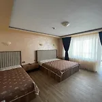 Къщи За Гости Иварос - Доспат Dospat