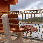 Guest house Къщи За Гости Иварос - Доспат