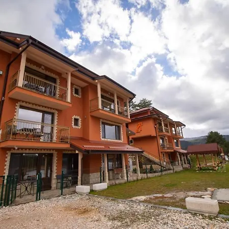 Къщи За Гости Иварос - Доспат * Dospat