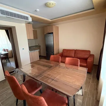 Guest house Къщи За Гости Иварос - Доспат