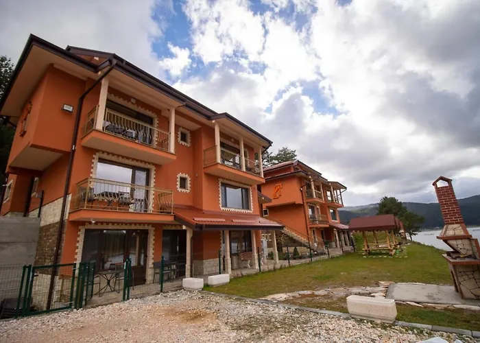 Къщи За Гости Иварос - Доспат * Dospat