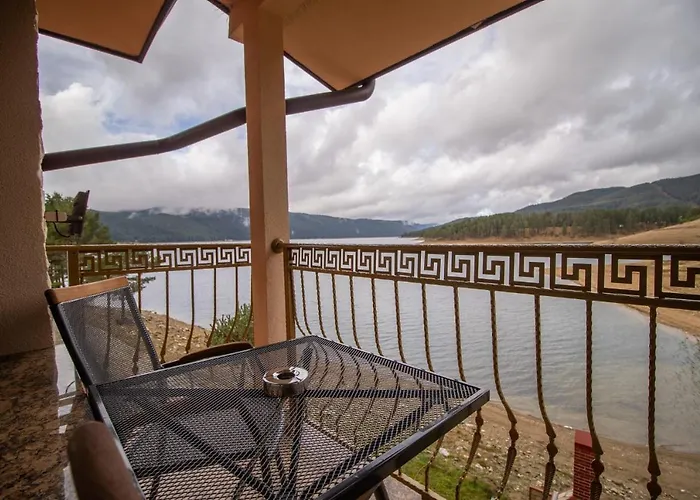 Къщи За Гости Иварос - Доспат Dospat