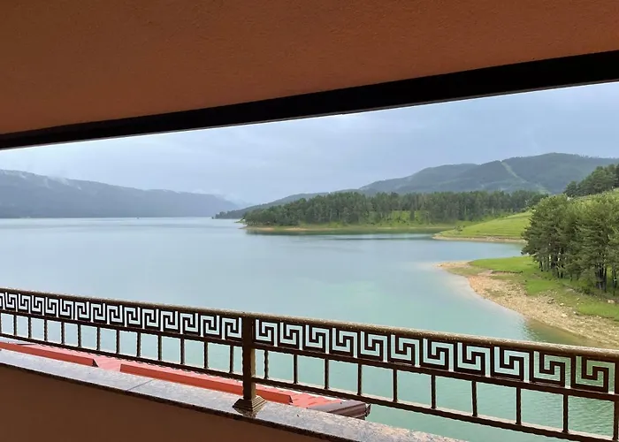 Къщи За Гости Иварос - Доспат Guest house